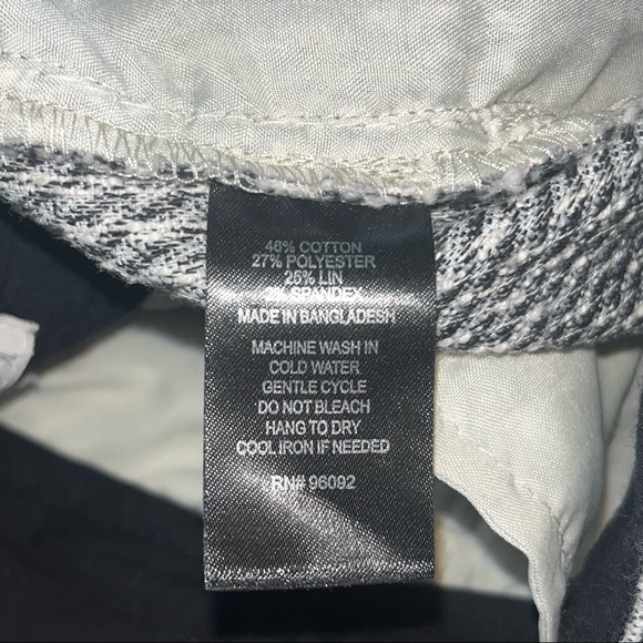 Lila Rose size 2 shorts - Picture 4 of 9